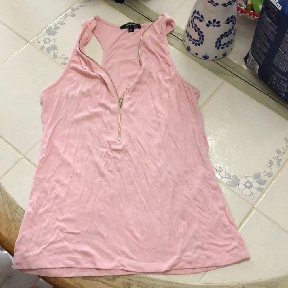 Tee